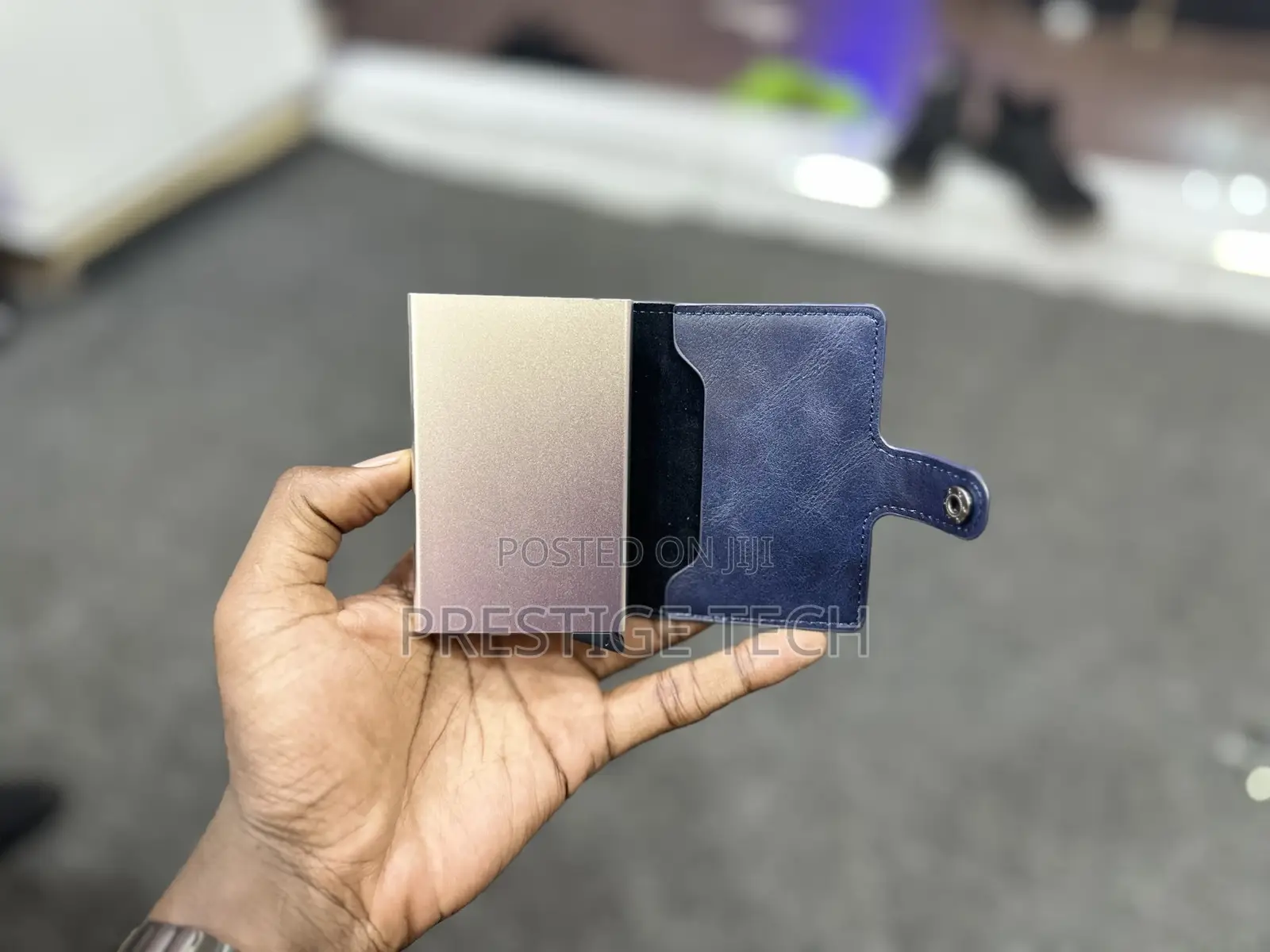 Smart Slim Ejectable Card Holder Wallet