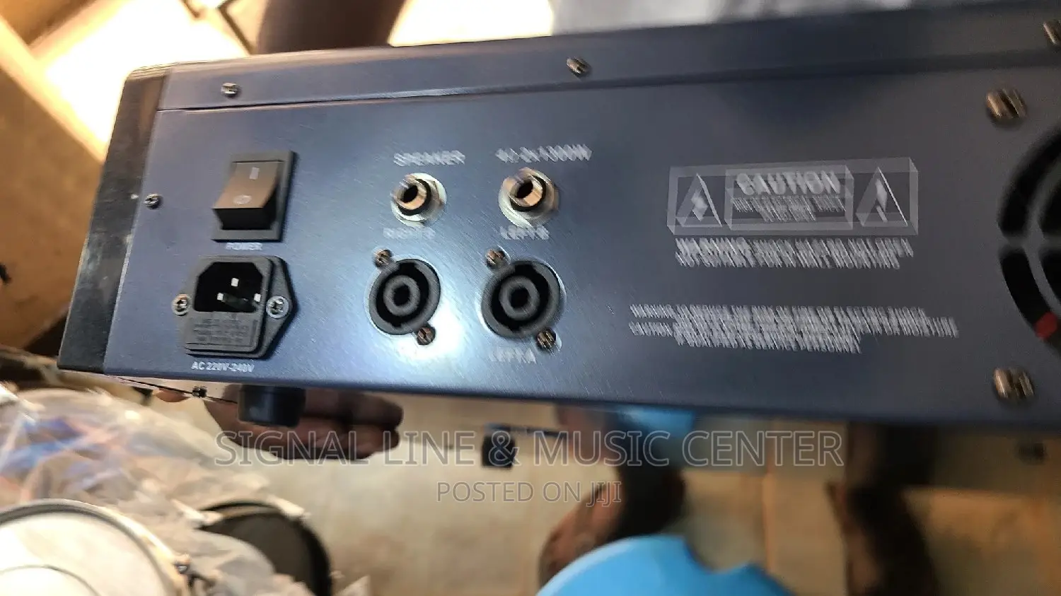 Yamaha Amp Mixer 12 Channels