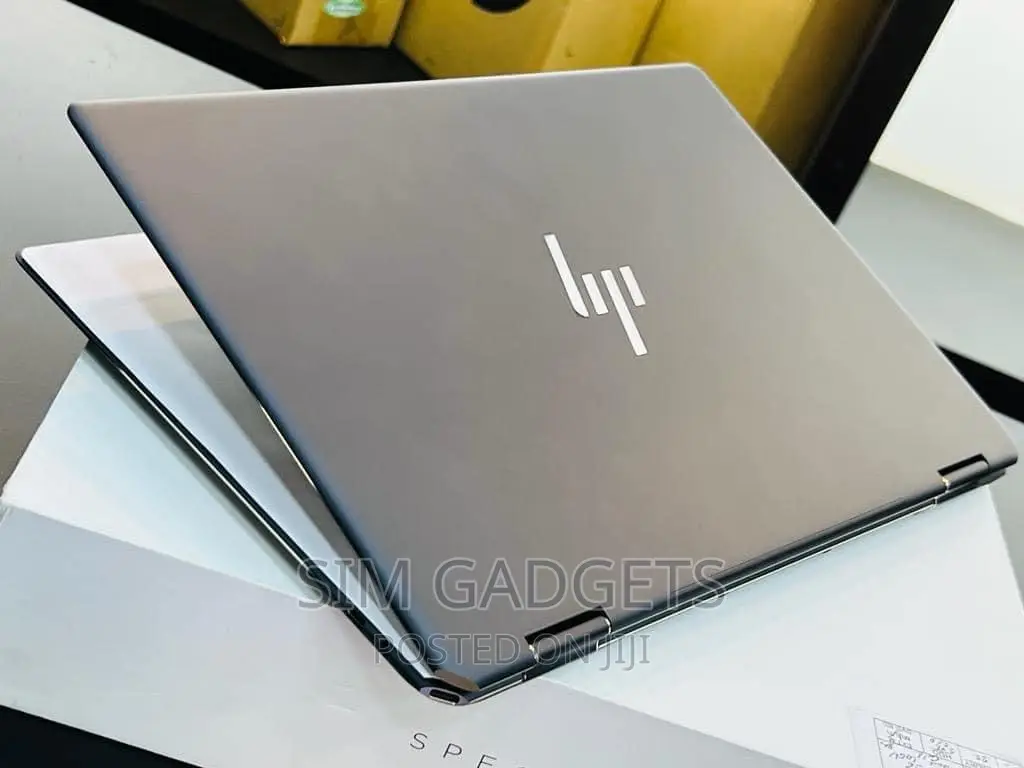 New Laptop HP Spectre 14 16GB Intel Core I7 SSD 512GB