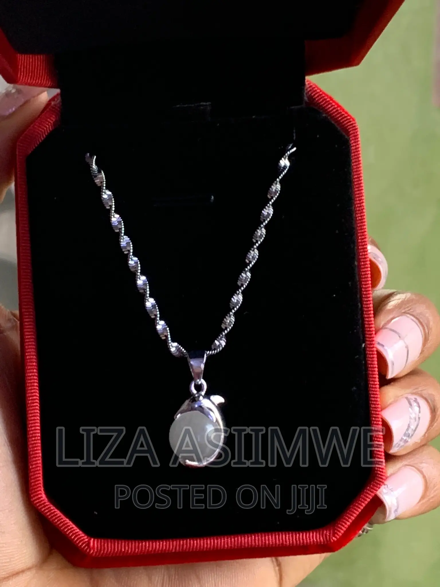 Lady’S Necklaces Available