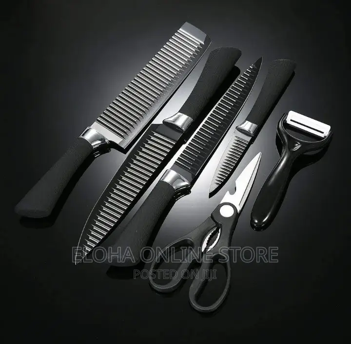 Double Sided Black Knives and Blister Set