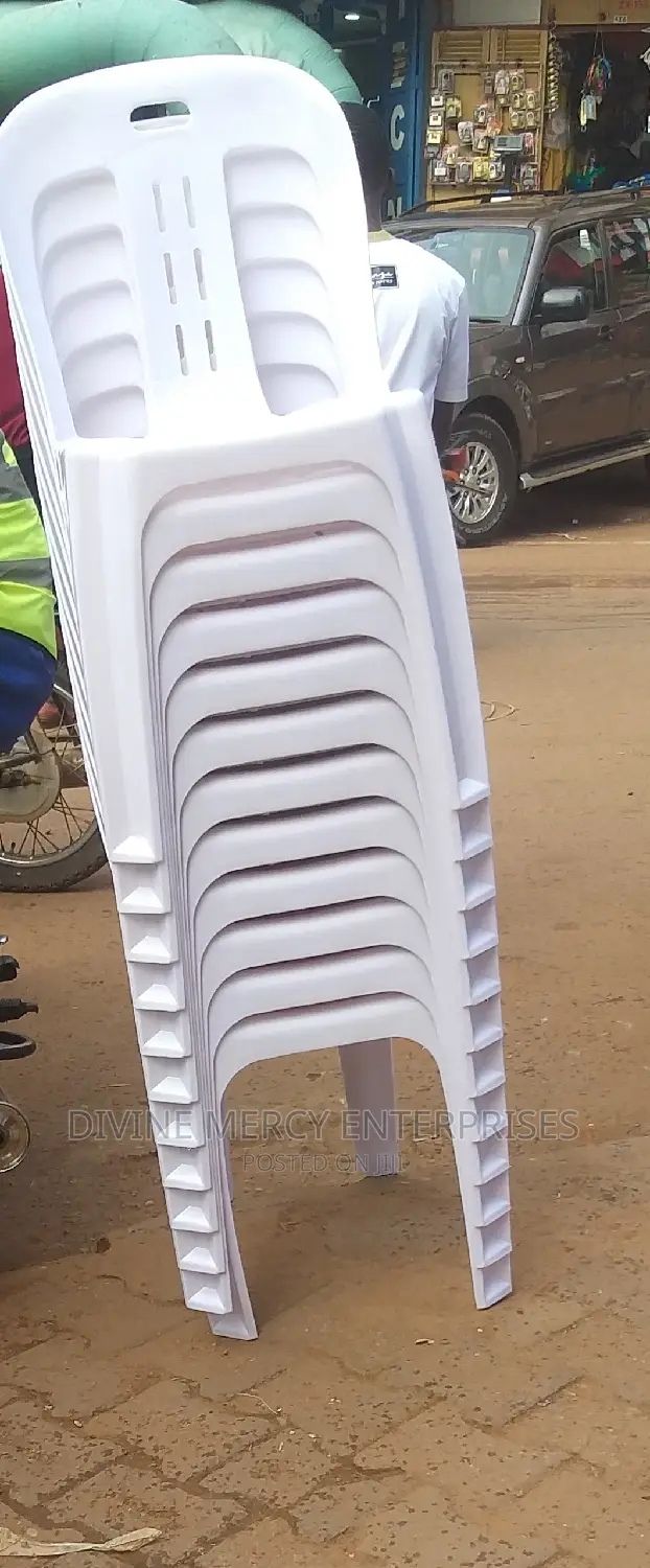 Armless Chair