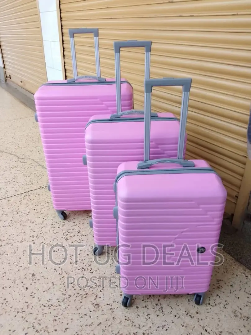 4-Wheeler Spinner Plastic Travel Suitcase Bag -Pinkk.
