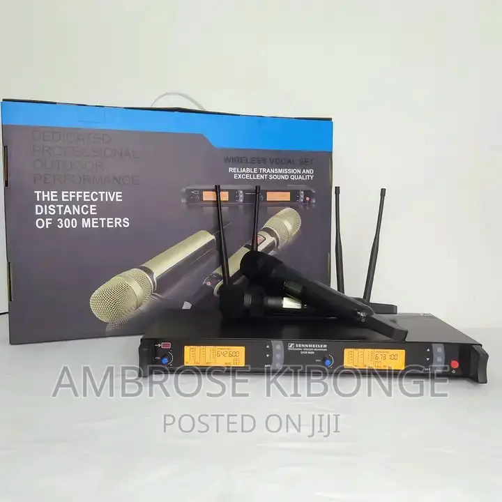 SKM9000 Black Handheld Wireless Digital Microphone System