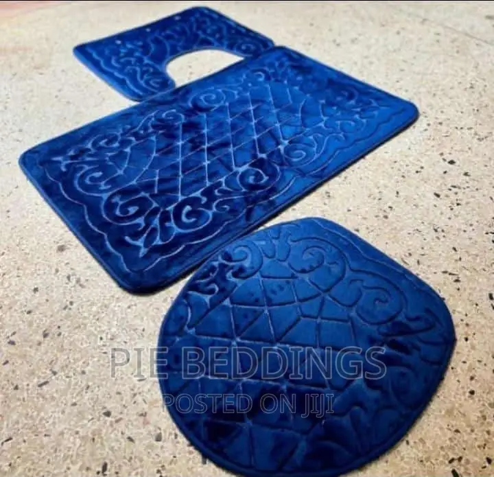 Quality Toilet Cover Set