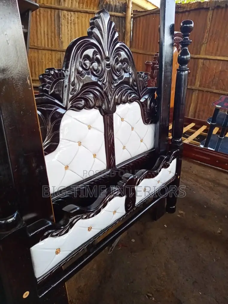 Strong 5*6 Leather Bed