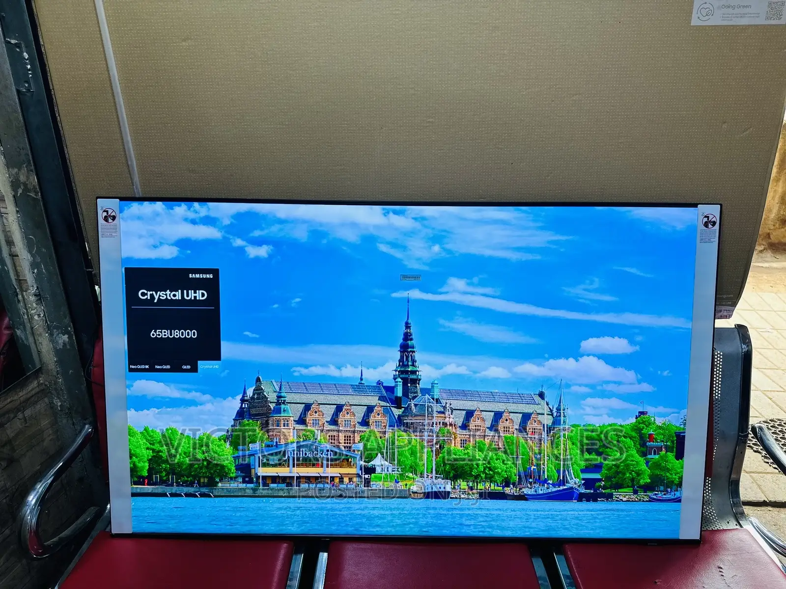 65inches Samsung Uhd Smart Tv Powered by Tizen