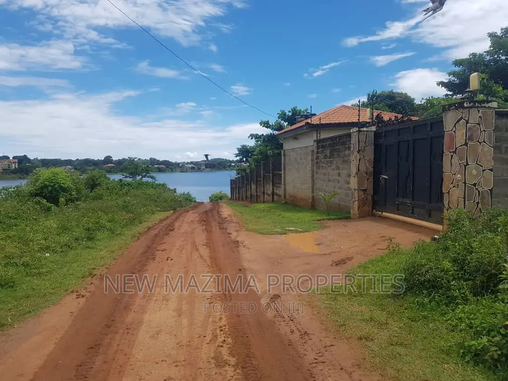 Prime Land Measurig Direct From Lake Onsale Nkumba Ntebe Rd
