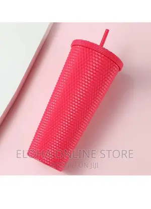 Drinking Cups With Straws