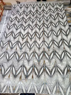 New Stock Medium Carpets