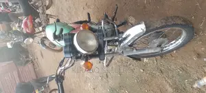 Bajaj Boxer 100 2019 Red