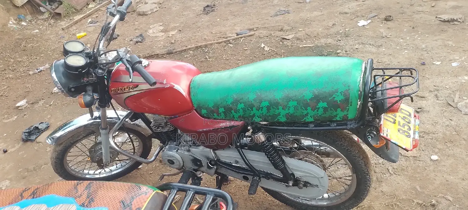 Bajaj Boxer 100 2019 Red