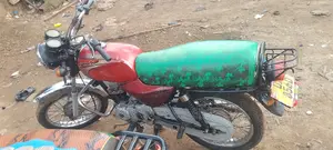 Bajaj Boxer 100 2019 Red