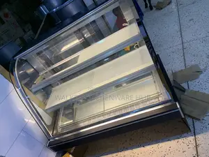 Commercial Cake Display Chiller