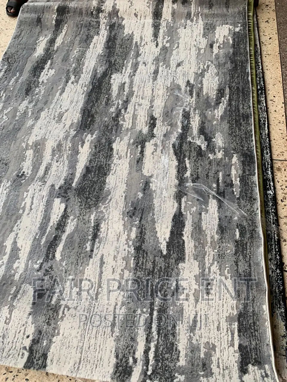 Original New Ruger Centre Carpets. 1.8x2.2metres.( Black)