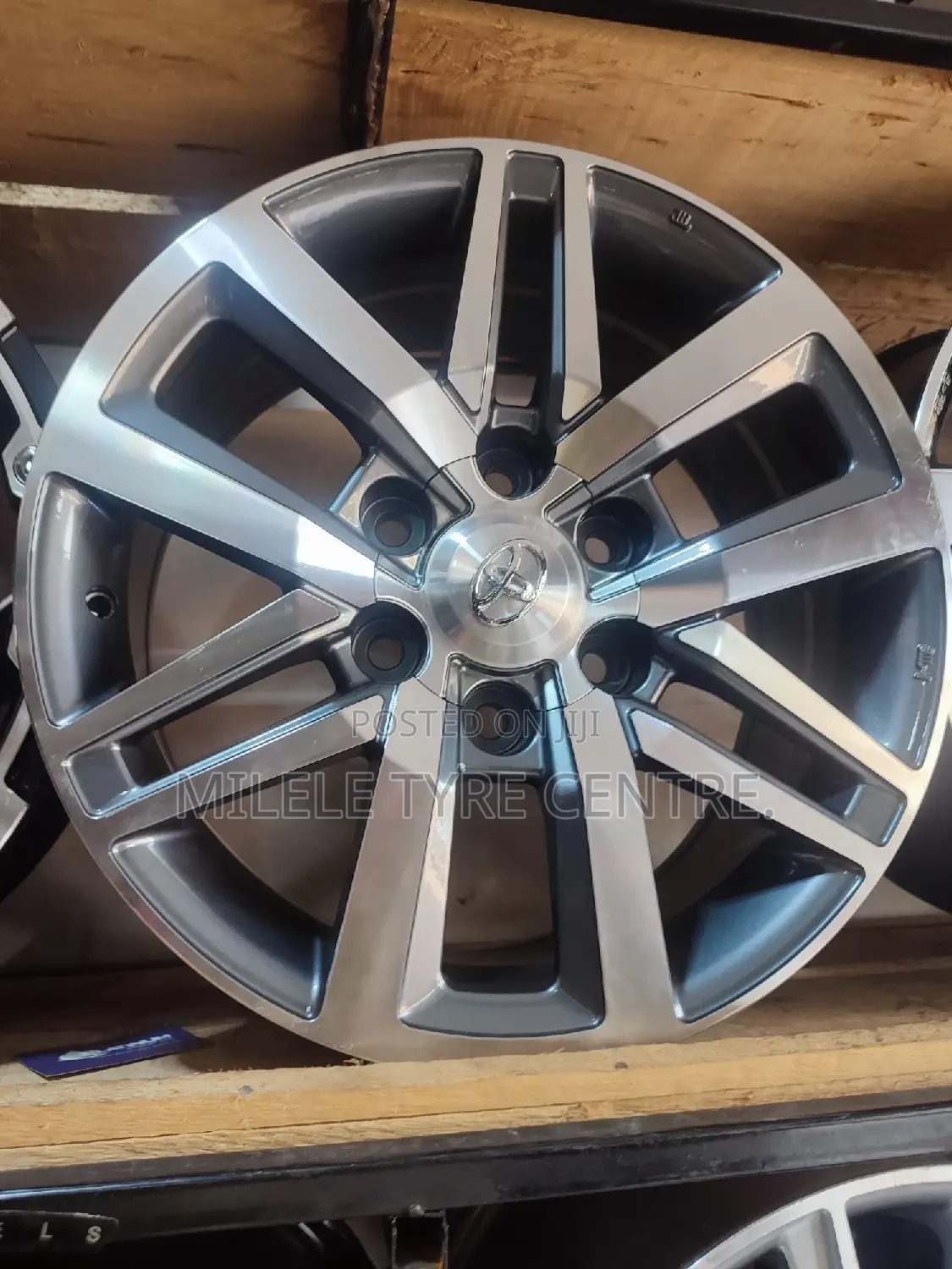 Toyota Hilux Vigo Rim 17