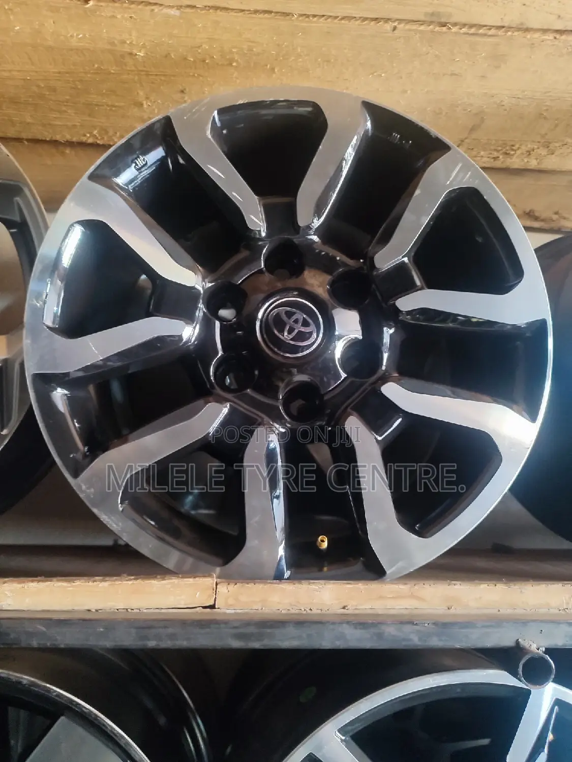 Toyota Hilux Vigo Rim 17