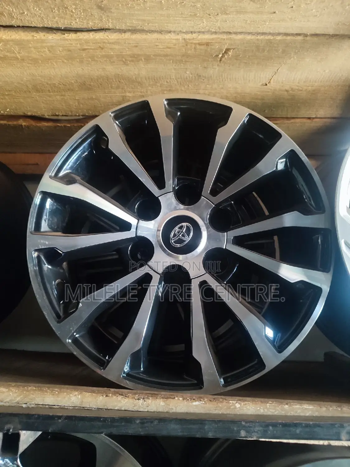 Toyota Hilux Vigo Rim 17