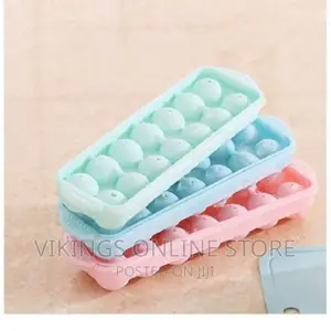 One Piece Ice Cube Tray - Green