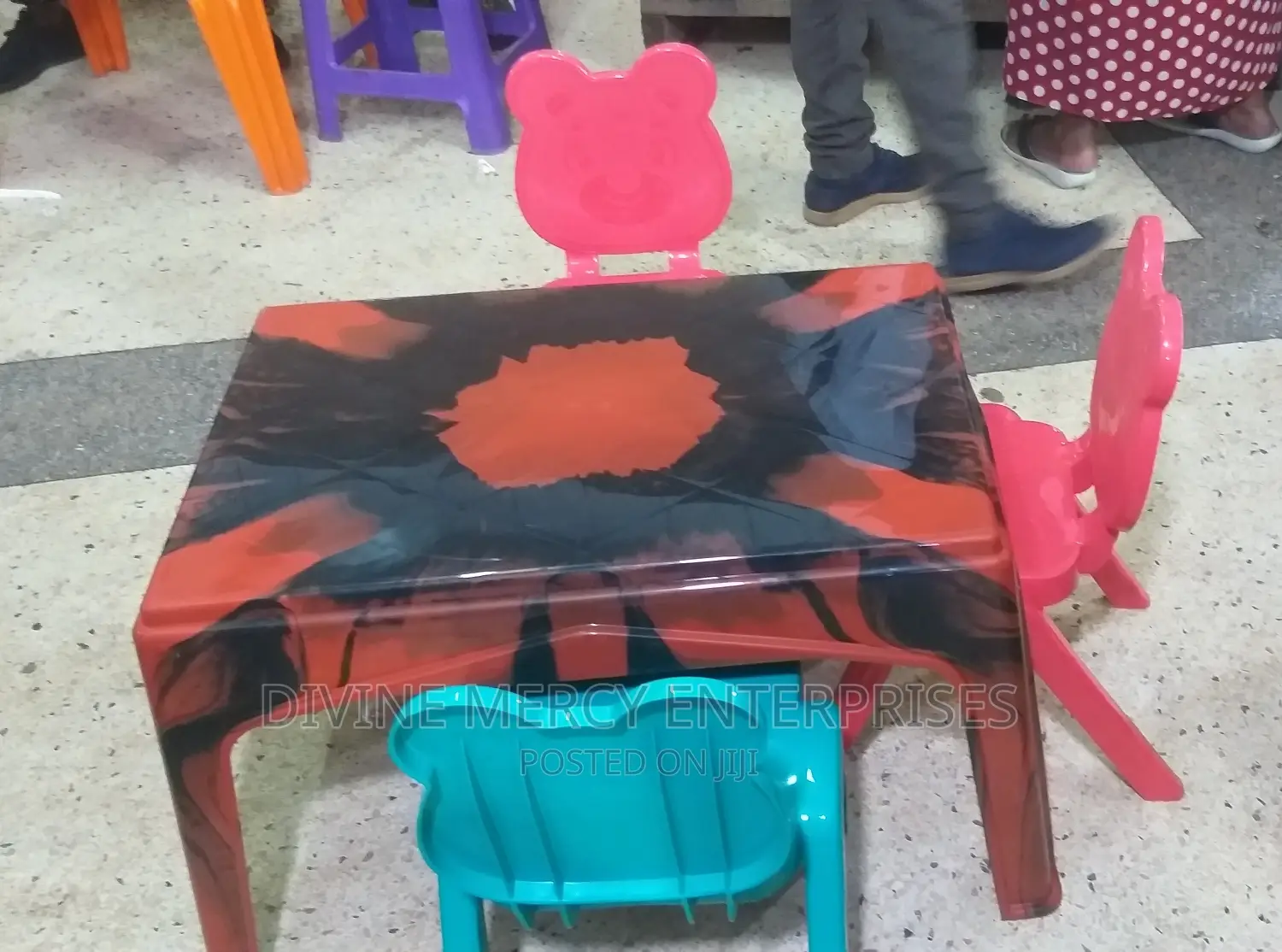 Aset of Baby Table and Chairs