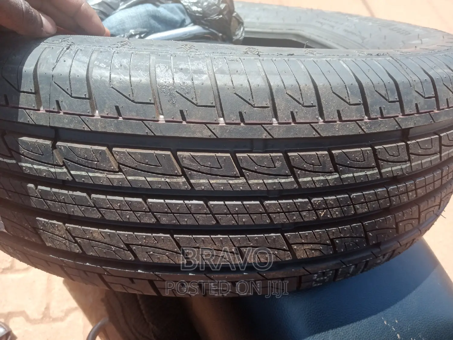 235/65r17 Zextour Brand