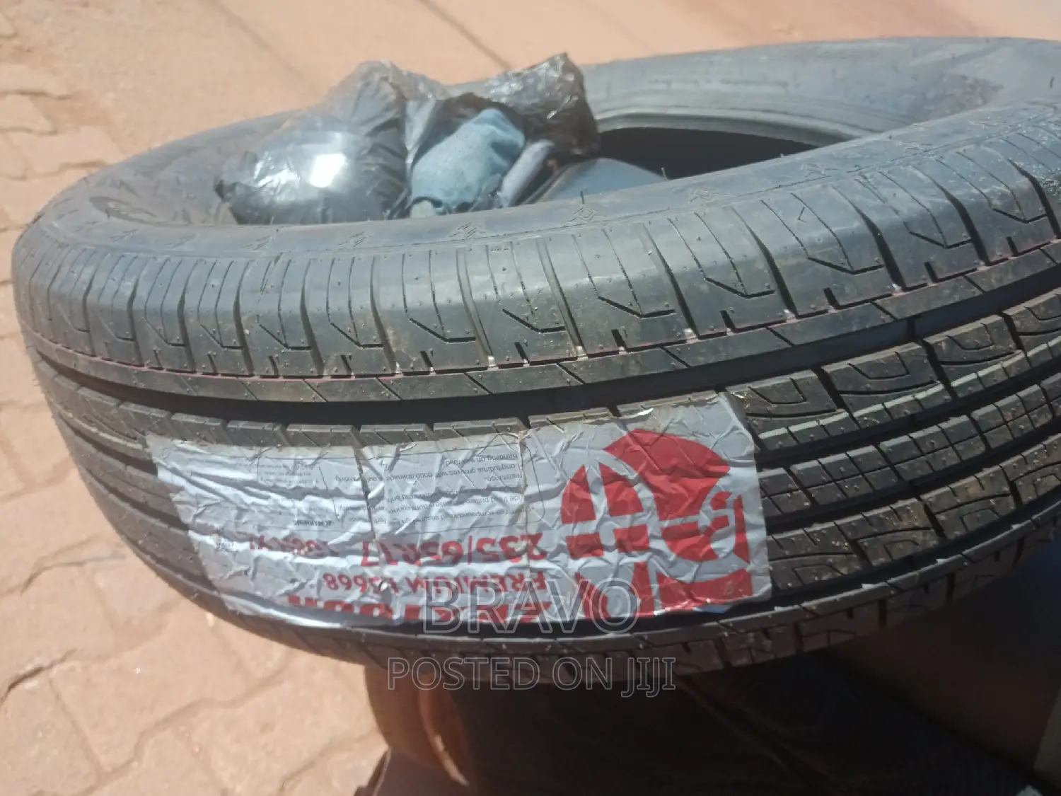235/65r17 Zextour Brand