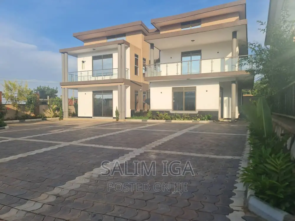3bdrm Duplex in Kololo Property, Central Division for rent