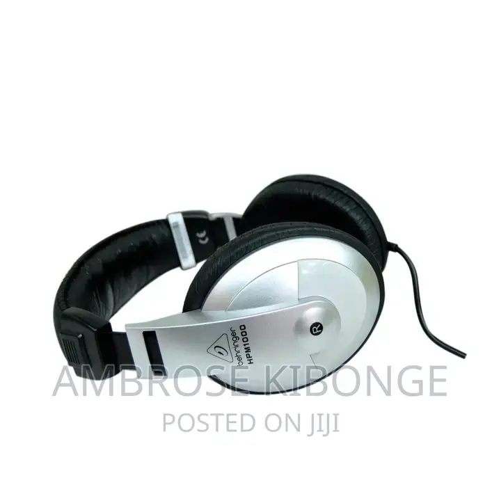Solid Bass Response Behringer HPM1000 Studio Rec Headphones.