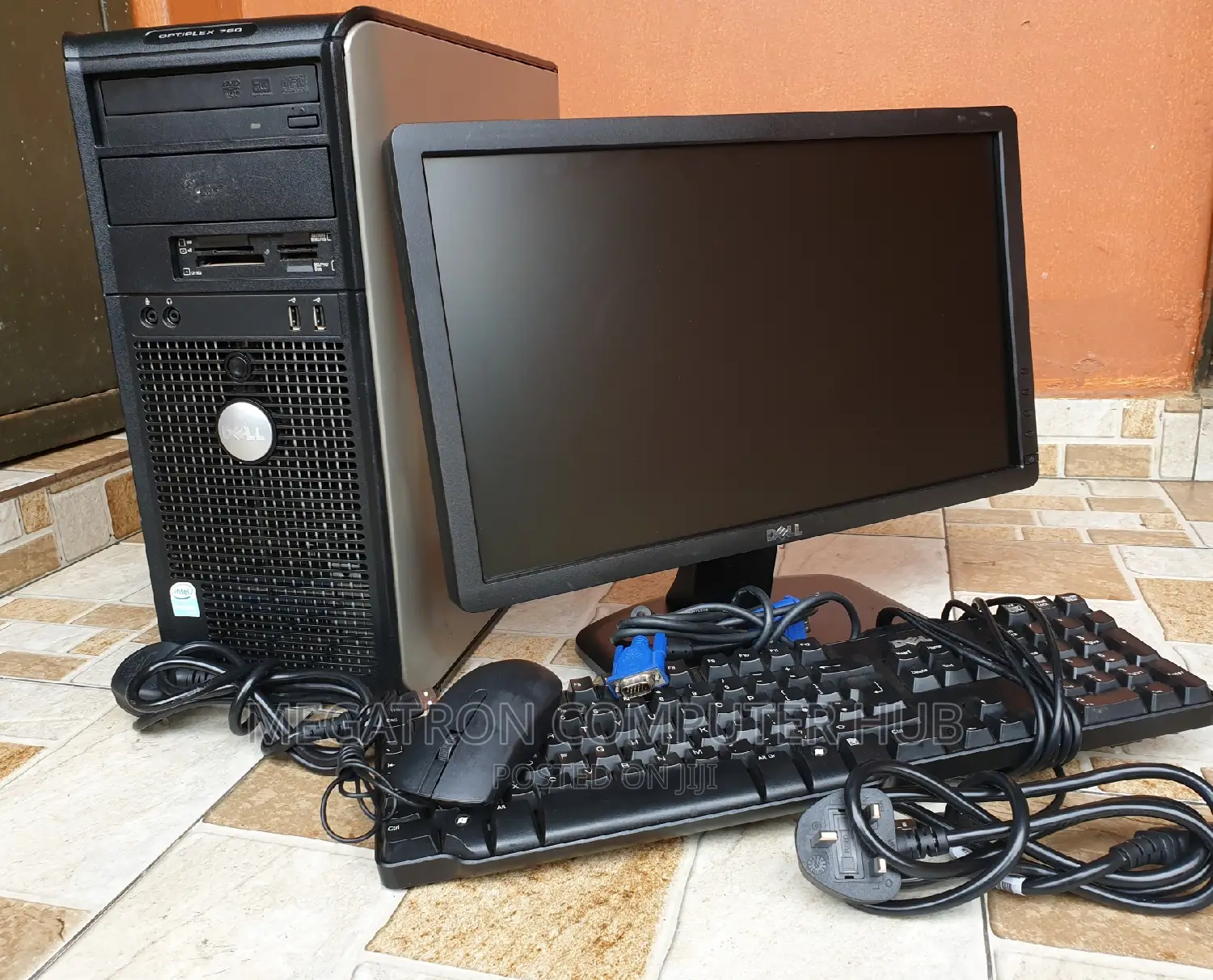 Desktop Computer Dell OptiPlex 780 4GB Intel Core 2 Duo HDD 500GB
