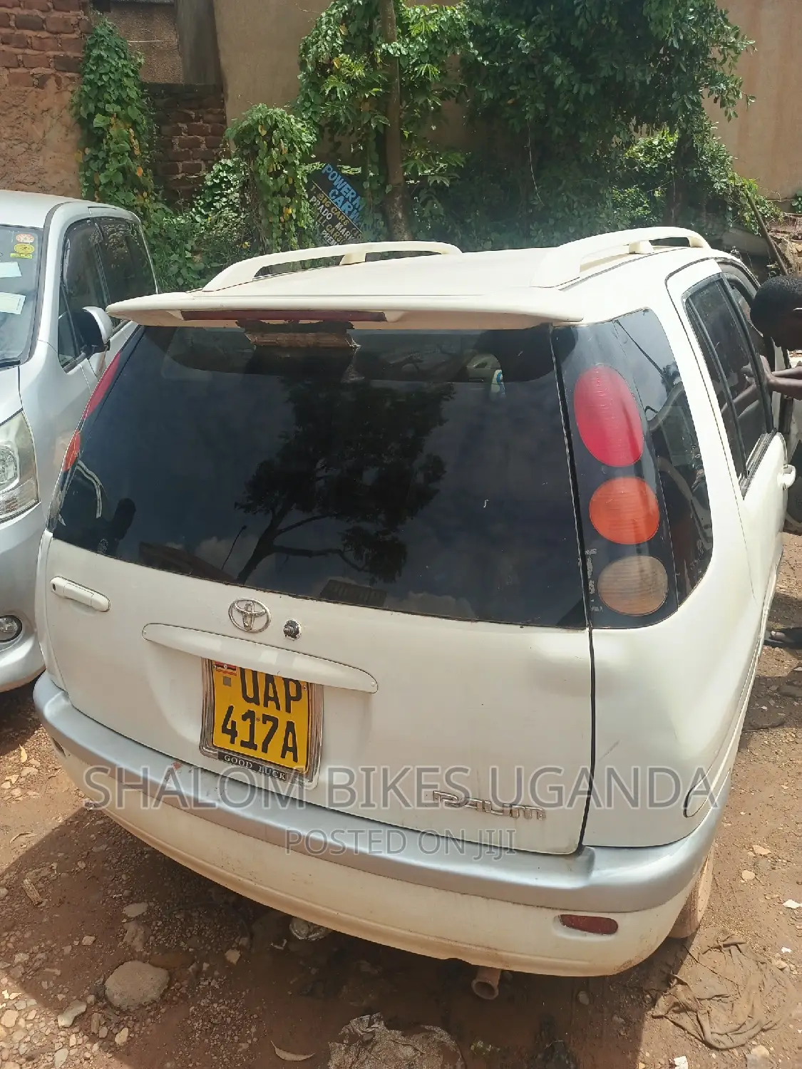 Toyota Raum 2006 White