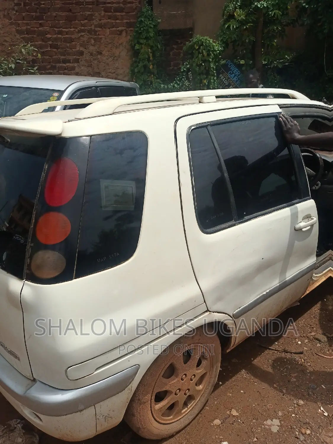 Toyota Raum 2006 White
