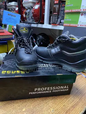 Safty Shoe / Safe Toe Brand