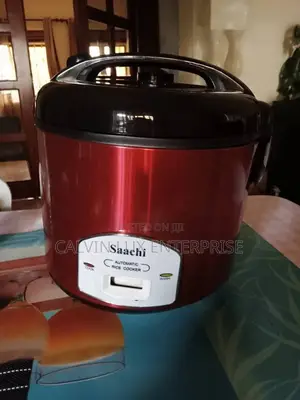 Rice Cooker Saachi 2.8 Liters