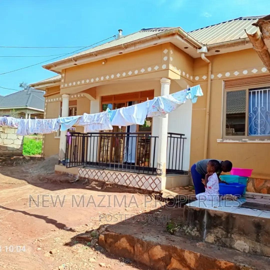 2bdrm House in Bulenga Town, Central Division for sale