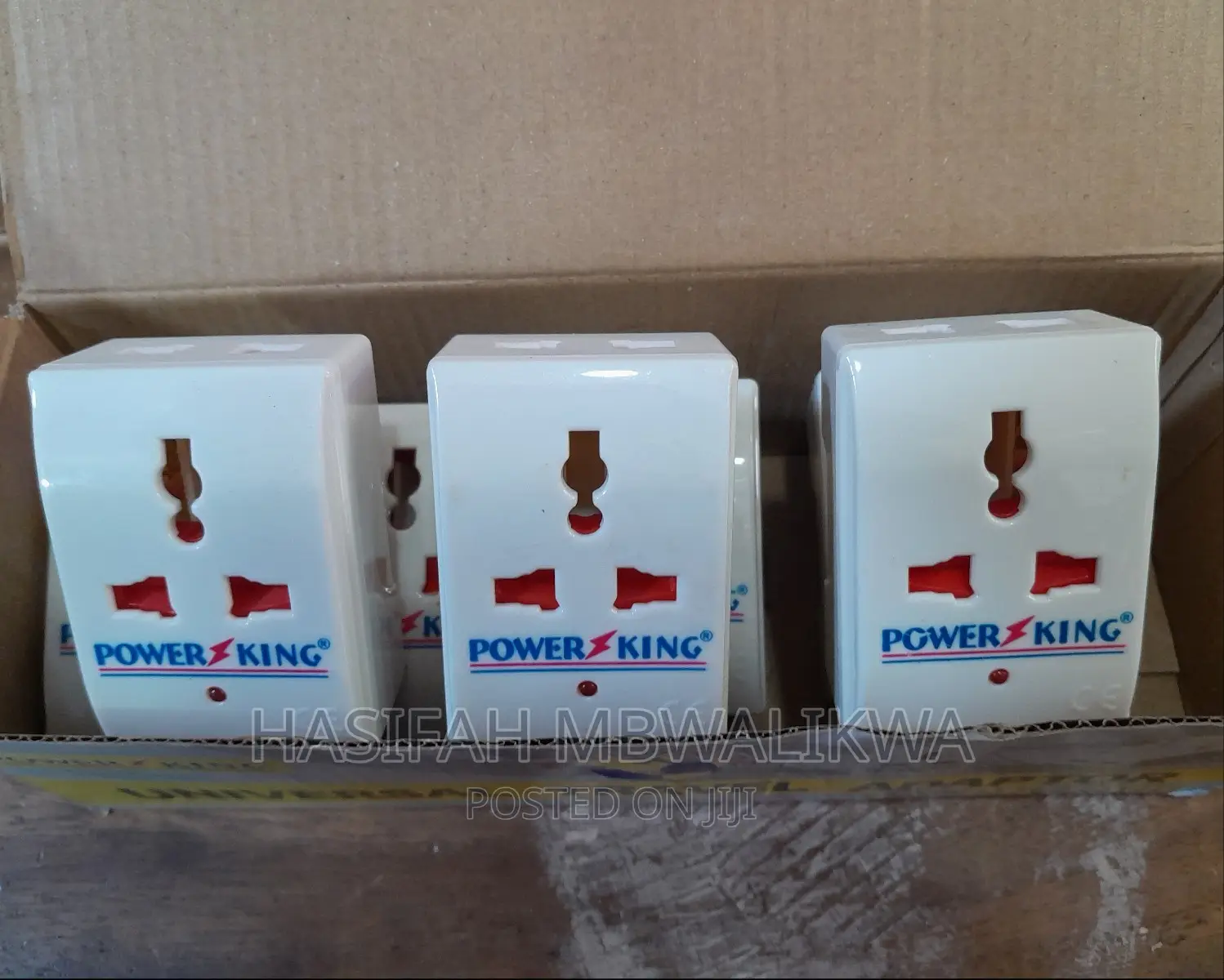 Universal Powerking Multi Plug