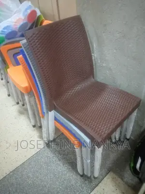 Armless Chair