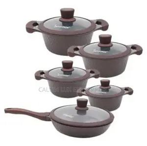 Serving Dishes/Saucepans
