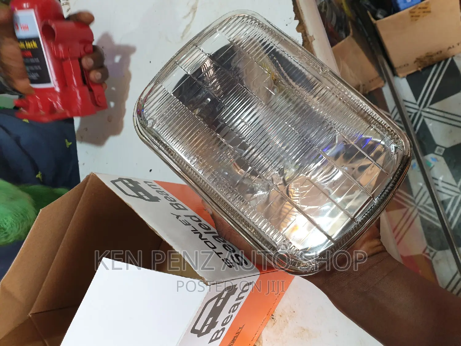 Sealed Beam for Land Cruiser and Pickups