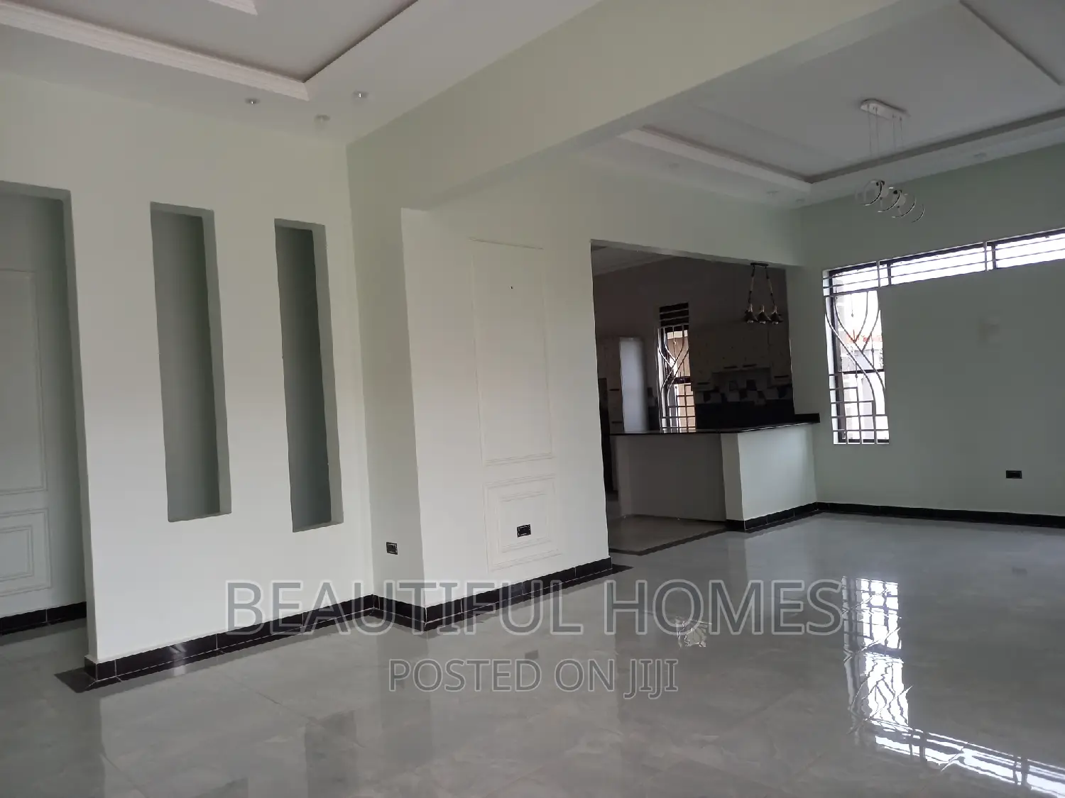 Furnished 4bdrm Bungalow in Kira Mamerito for sale