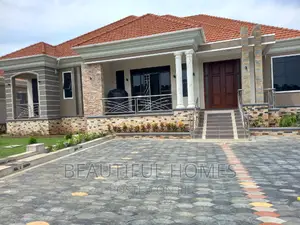 Furnished 4bdrm House in Kira Ministers for sale