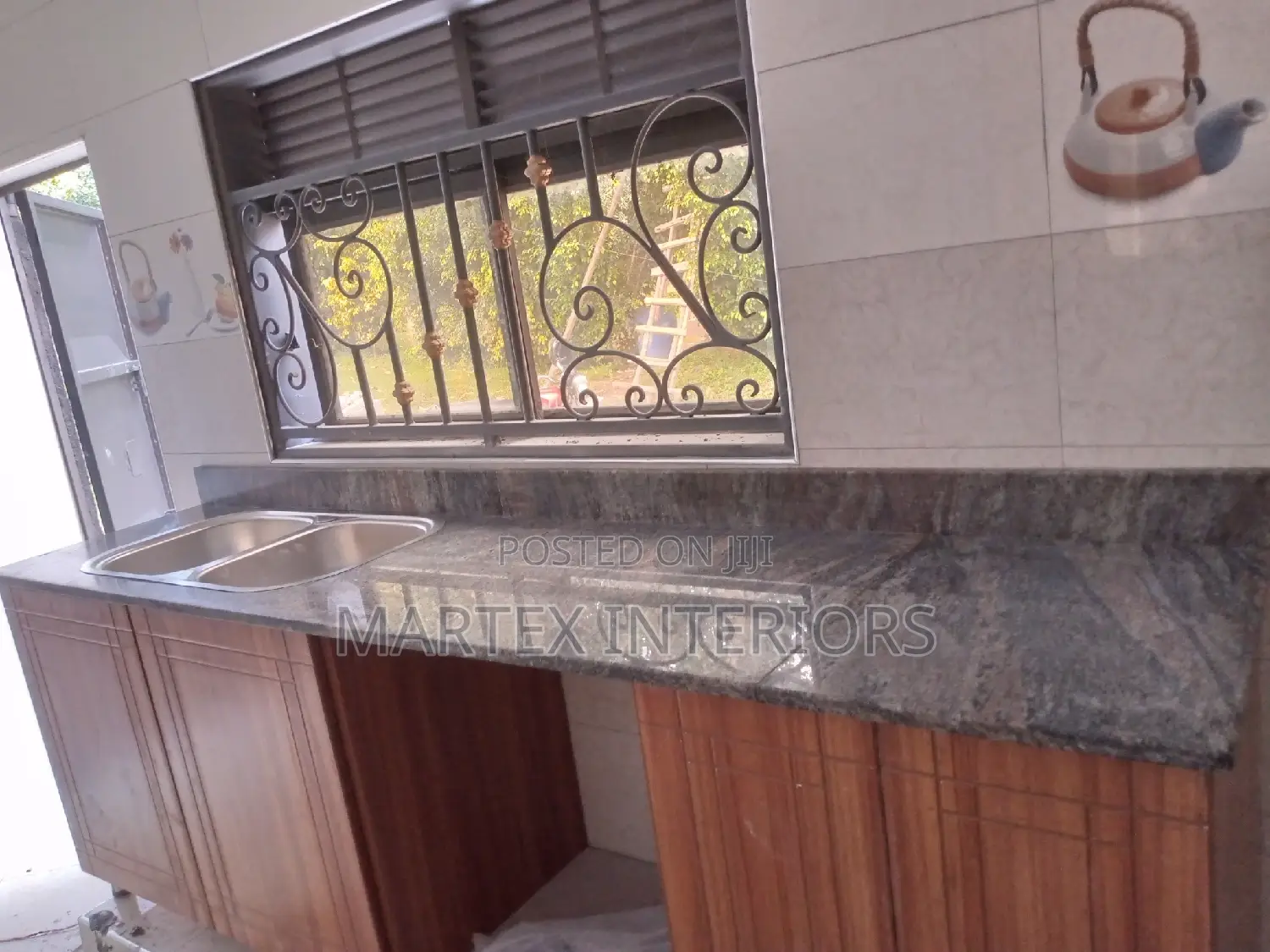 Wavy Grey Granite.