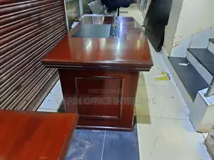 Executive Office Table of Size 160cm