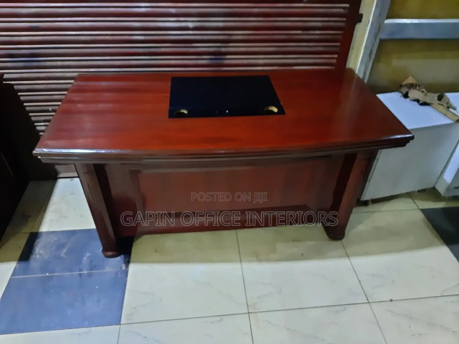 Executive Office Table of Size 160cm