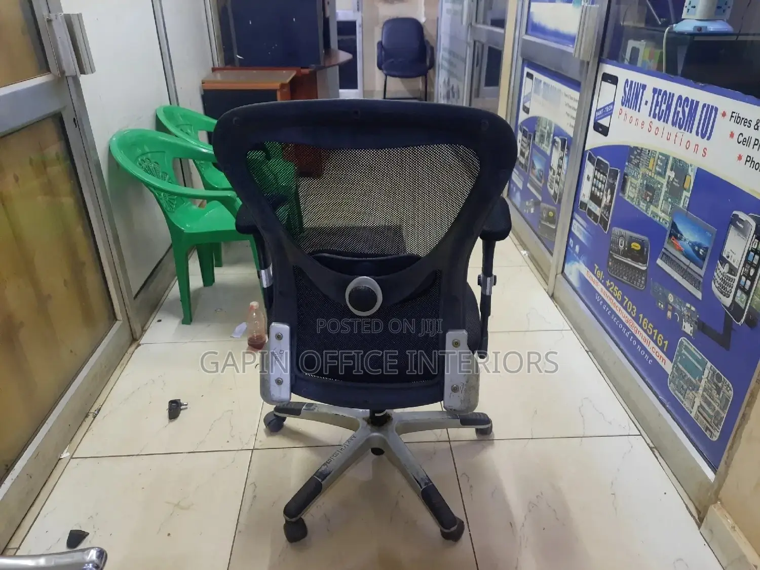 Second Hand Back Mesh Chair