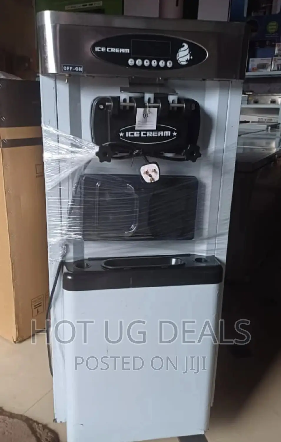 Commercial Ice Cream Machine Maker 3 Flavor Head - Silver
