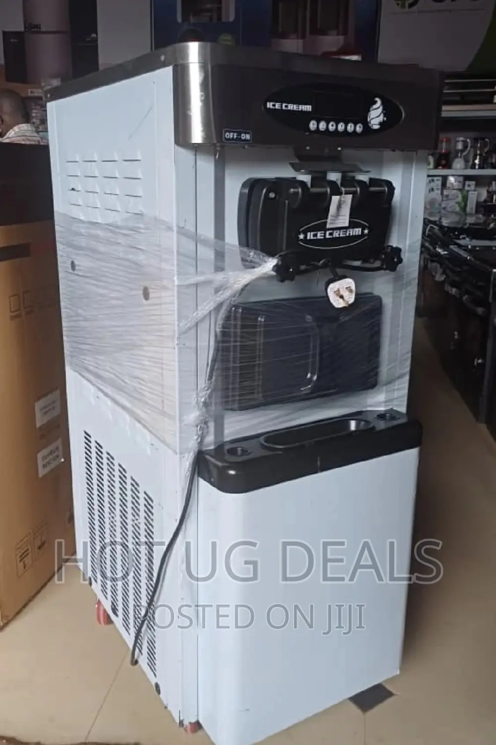 Commercial Ice Cream Machine Maker 3 Flavor Head - Silver