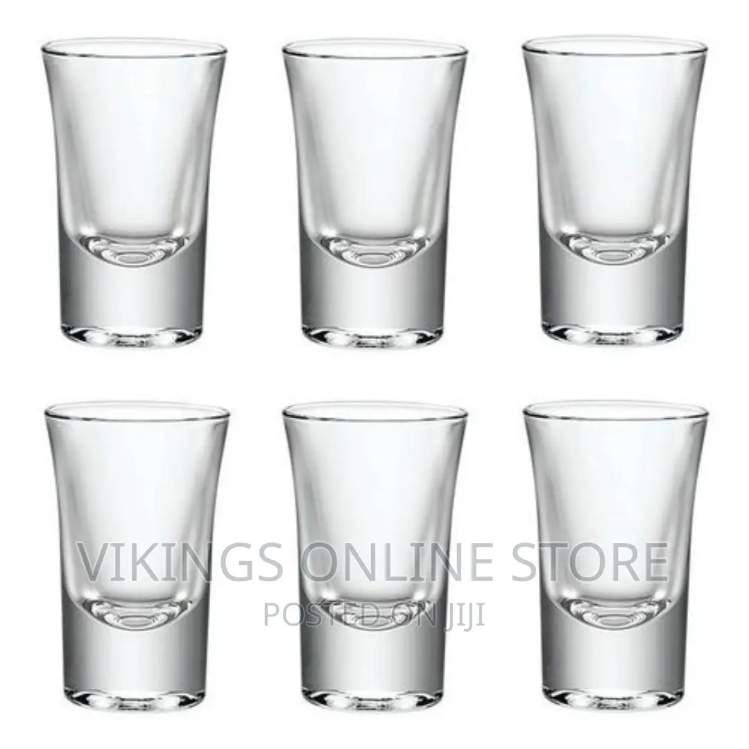 6 Pieces of Heavy Base Shot Glasses - Colorless
