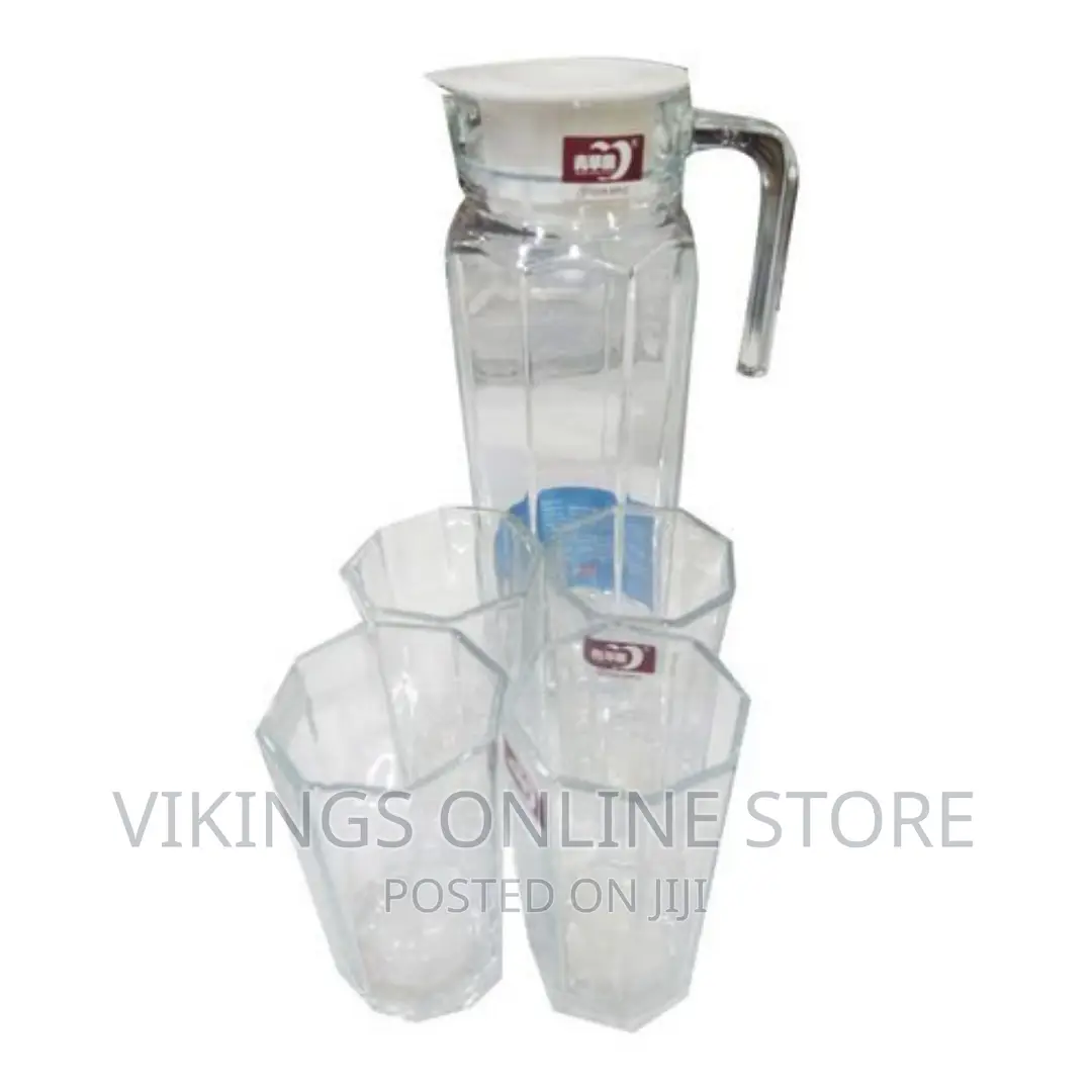 Quality 4 Drinking Glasses Plus 1 Glass Jug
