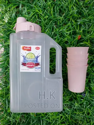 3ltrs Fridge Bottle With Plastic Glasses