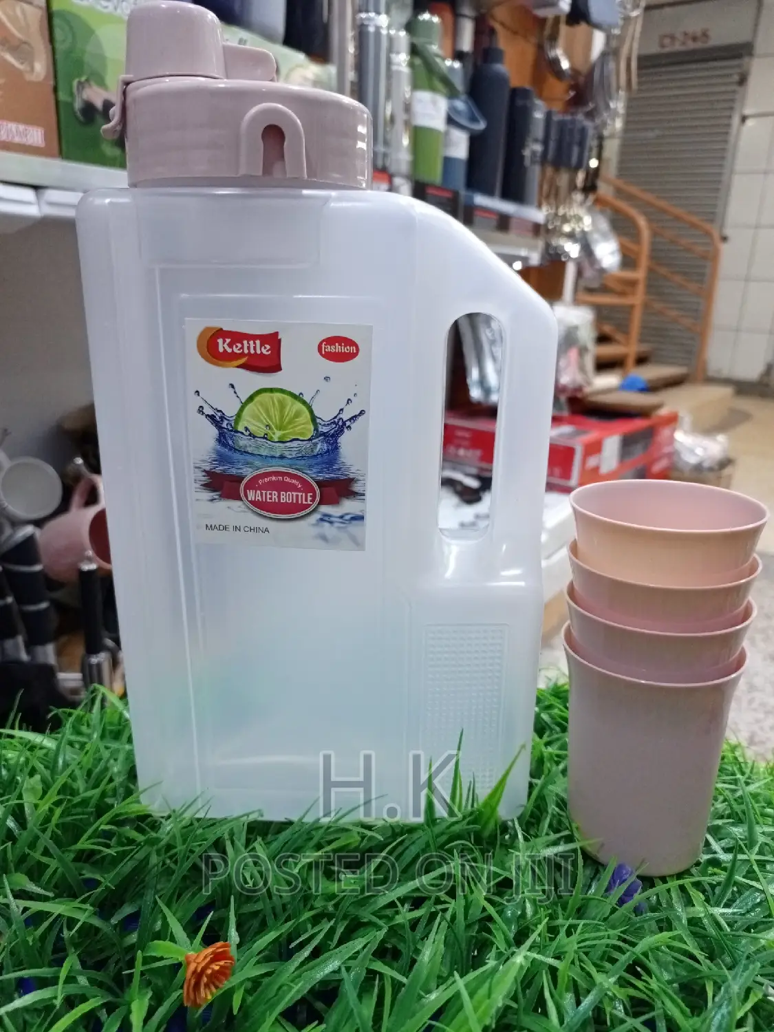 3ltrs Fridge Bottle With Plastic Glasses